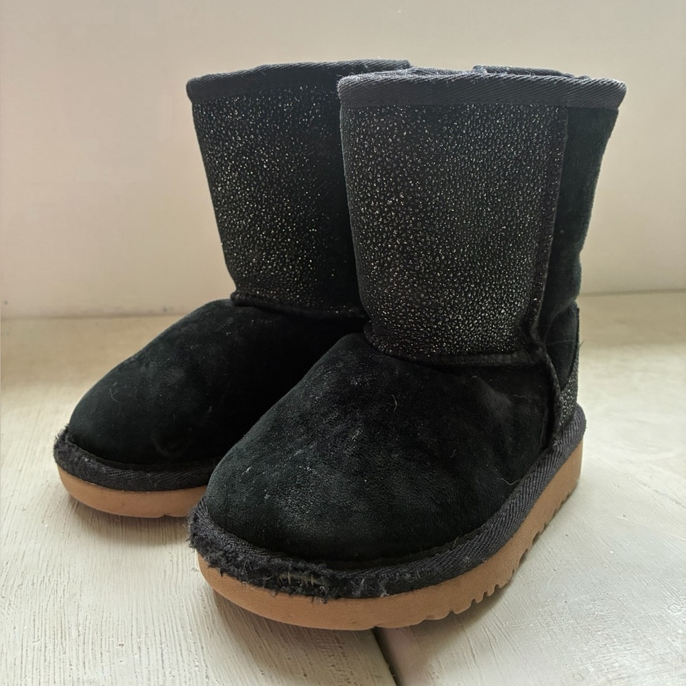 UGG SPARKLE BOOTS TODDLER - SZ 7